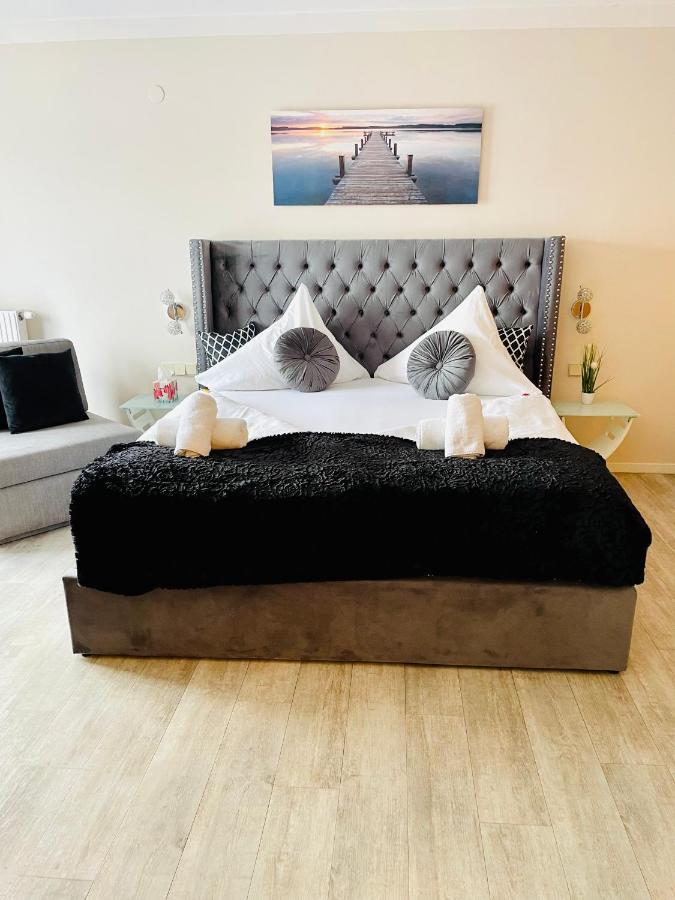 Happylivingapartments วิลลาค ภายนอก รูปภาพ